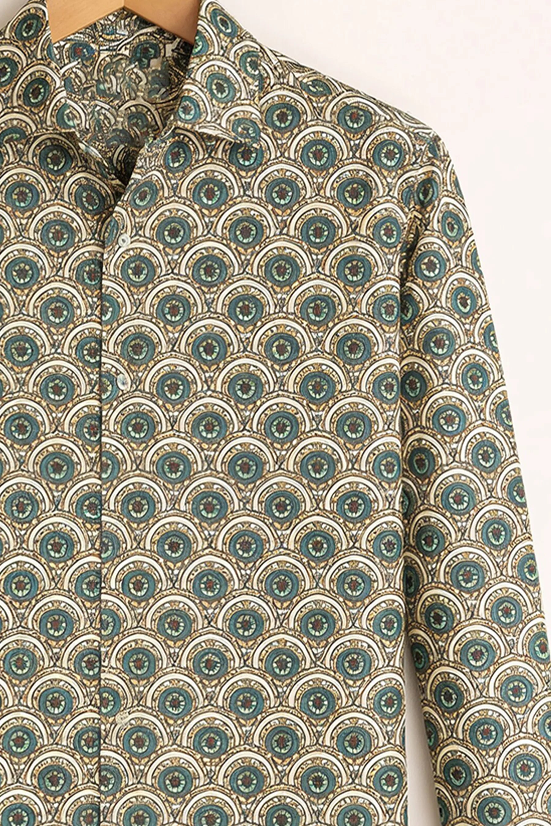 Heritage Medallion Print Shirt – Olive